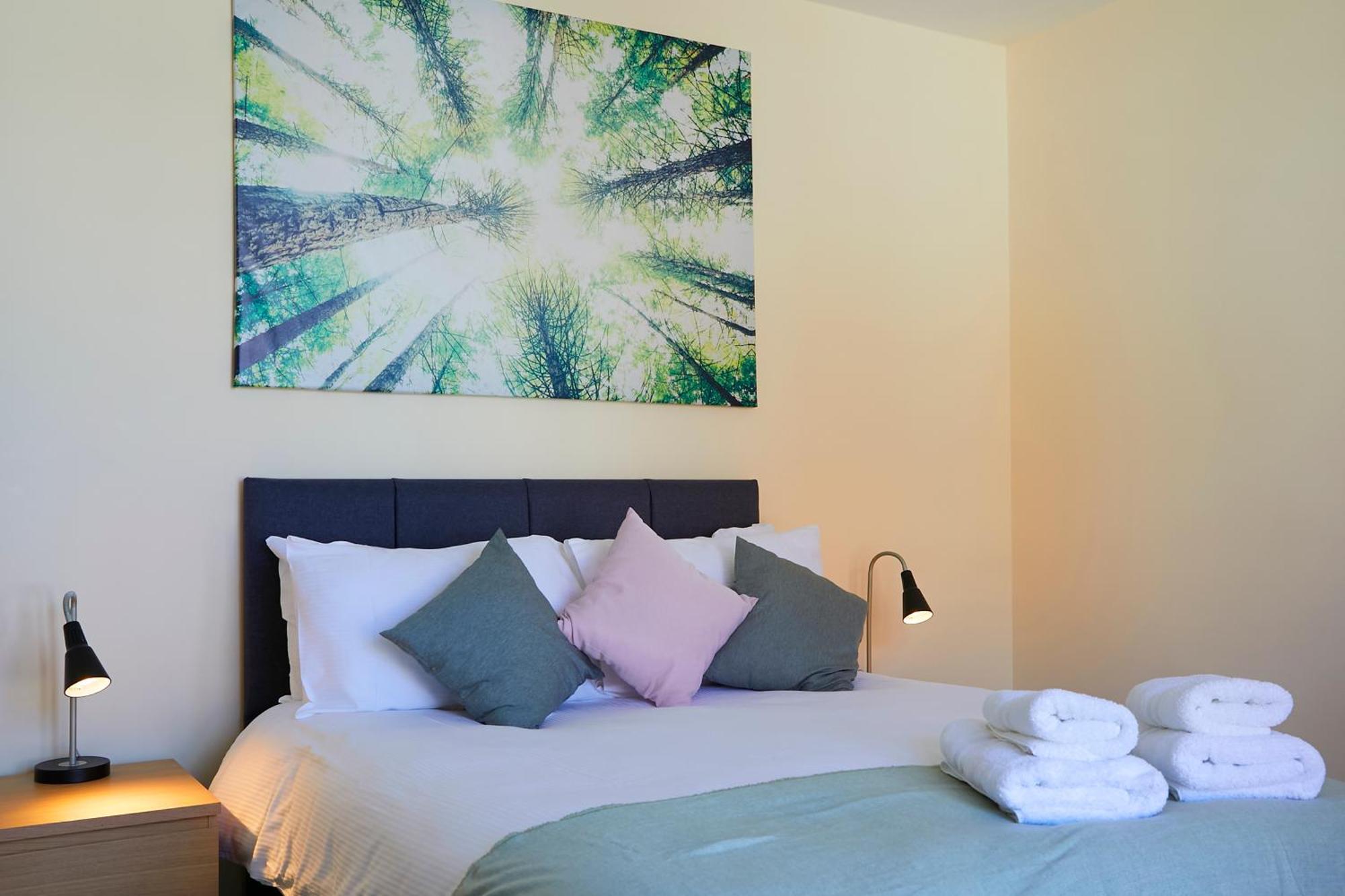 25 Newborough By Stay In Скарбъро Екстериор снимка